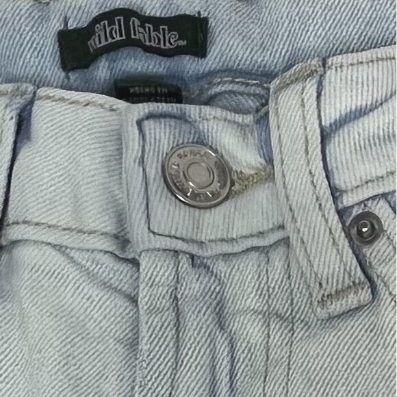 Wild Fable Women’s Ultra Light Wash Super-High Rise Tapered Jeans Size 0 New! - Picture 7 of 11